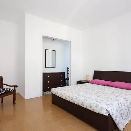 דירה Palazzotto Manzoni Civico 6, In Centro A Due Passi Dal