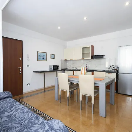 Palazzotto Manzoni Civico 6, In Centro A Due Passi Dal Daire Omegna